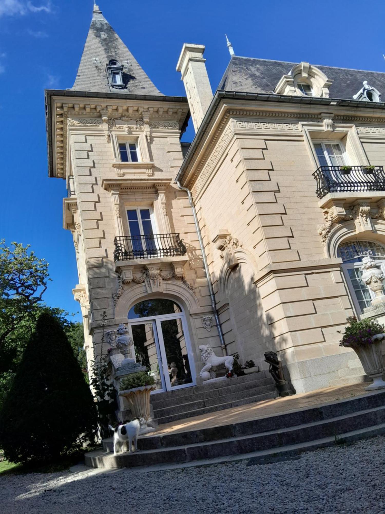 Mamers Le Madrigal Bed & Breakfast エクステリア 写真
