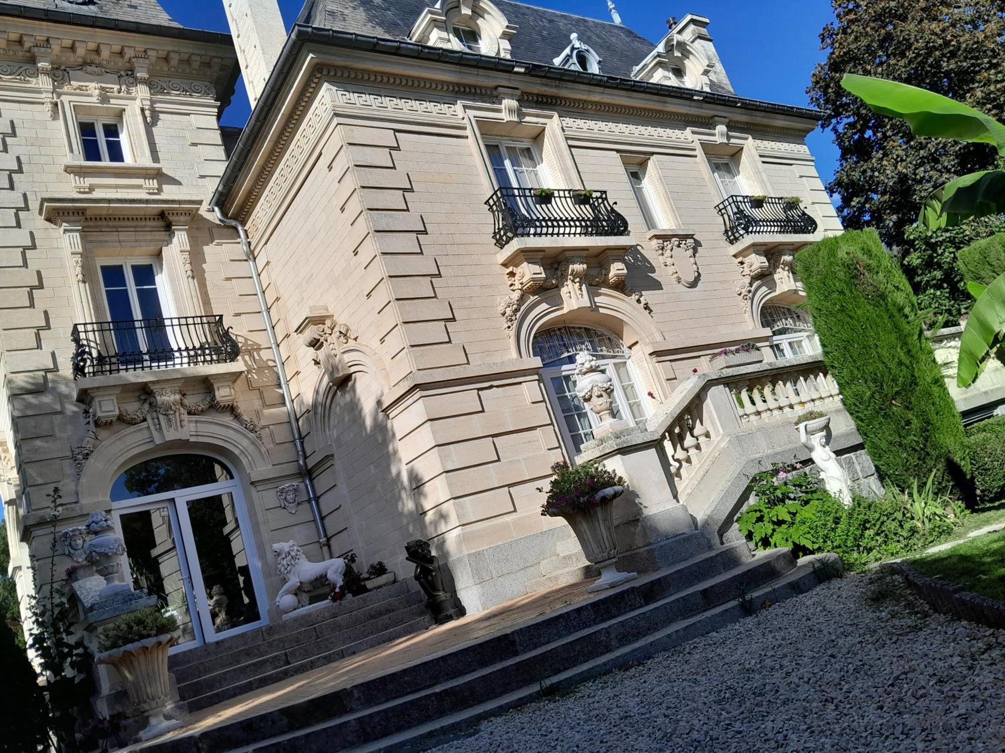 Mamers Le Madrigal Bed & Breakfast エクステリア 写真